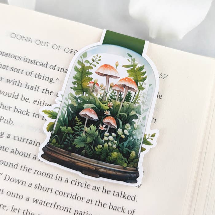 Magnetic Bookmark - Mushroom Bookmark - Mushroom Terrarium