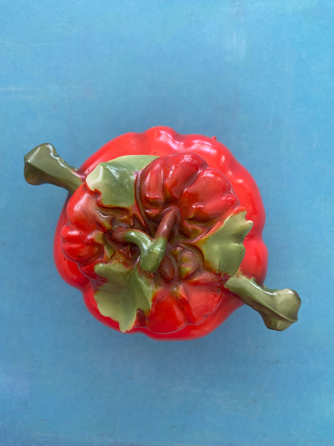 Vintage Royal Bayreuth Lidded/Footed Tomato Bowl